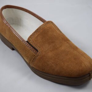 049 ZAPATO LISO SERRRAJE