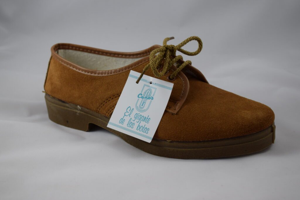 052-056 ZAPATO CORDON